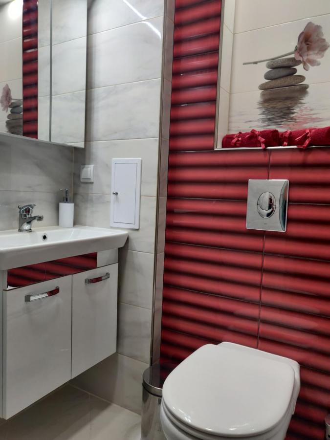 White Apartment Kazanluk Bagian luar foto